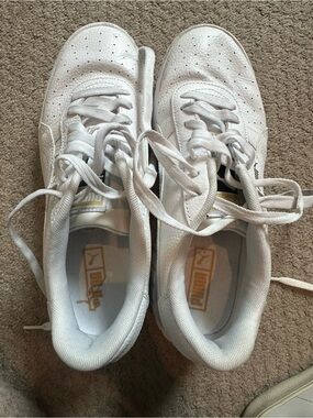 Puma White Low-Top Lace-Up Sneakers Platform Sneakers